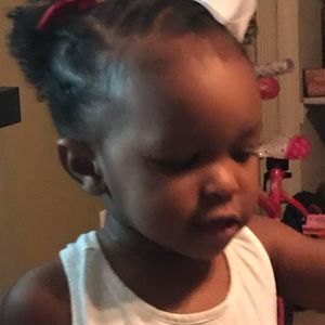 Meet your Posher, Caroline